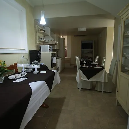 Colle Del Re Oda ve Kahvaltı 3*